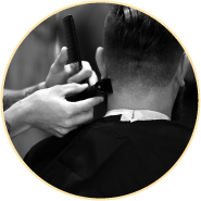 Imagen de corte de pelo para hombre en blanco y negro
